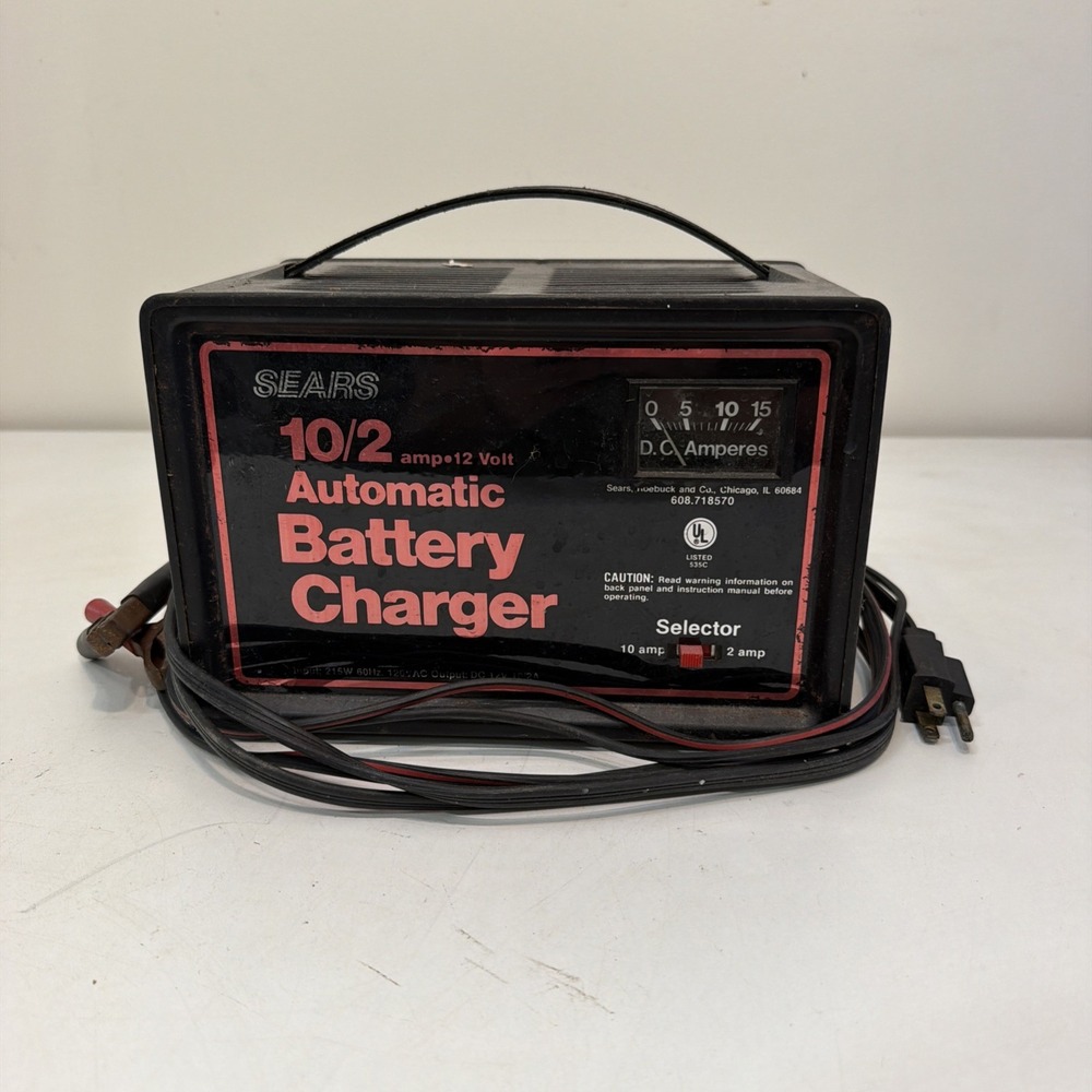 Vintage Sears 10/2 Amp 12 Volt Automatic Battery Charger 608.718571